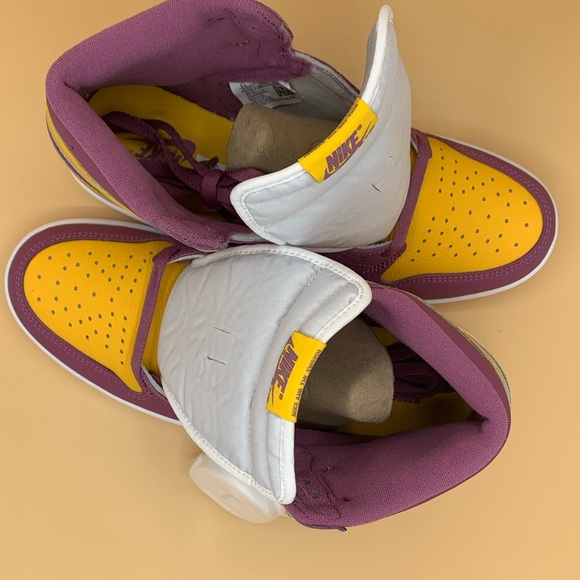 Air Jordan 1 High OG - Brotherhood - Size 9.5 - Picture 3 of 8